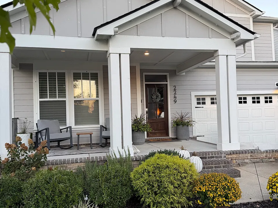 2249 Maytown Cir