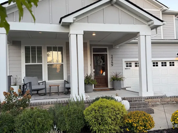 2249 Maytown Cir, Thompsons Station, TN 37179
