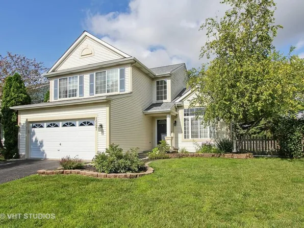 1597 Belle Haven Dr, Grayslake, IL 60030