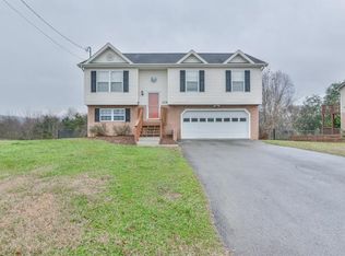 1131 Ben Gamble Rd, Jonesborough, TN 37659