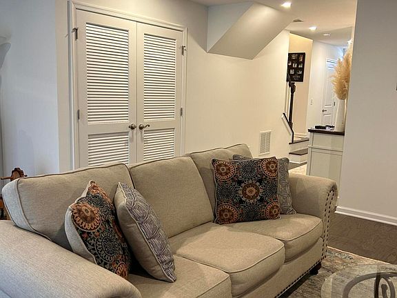 5th image of 105 Revival Rd #1305