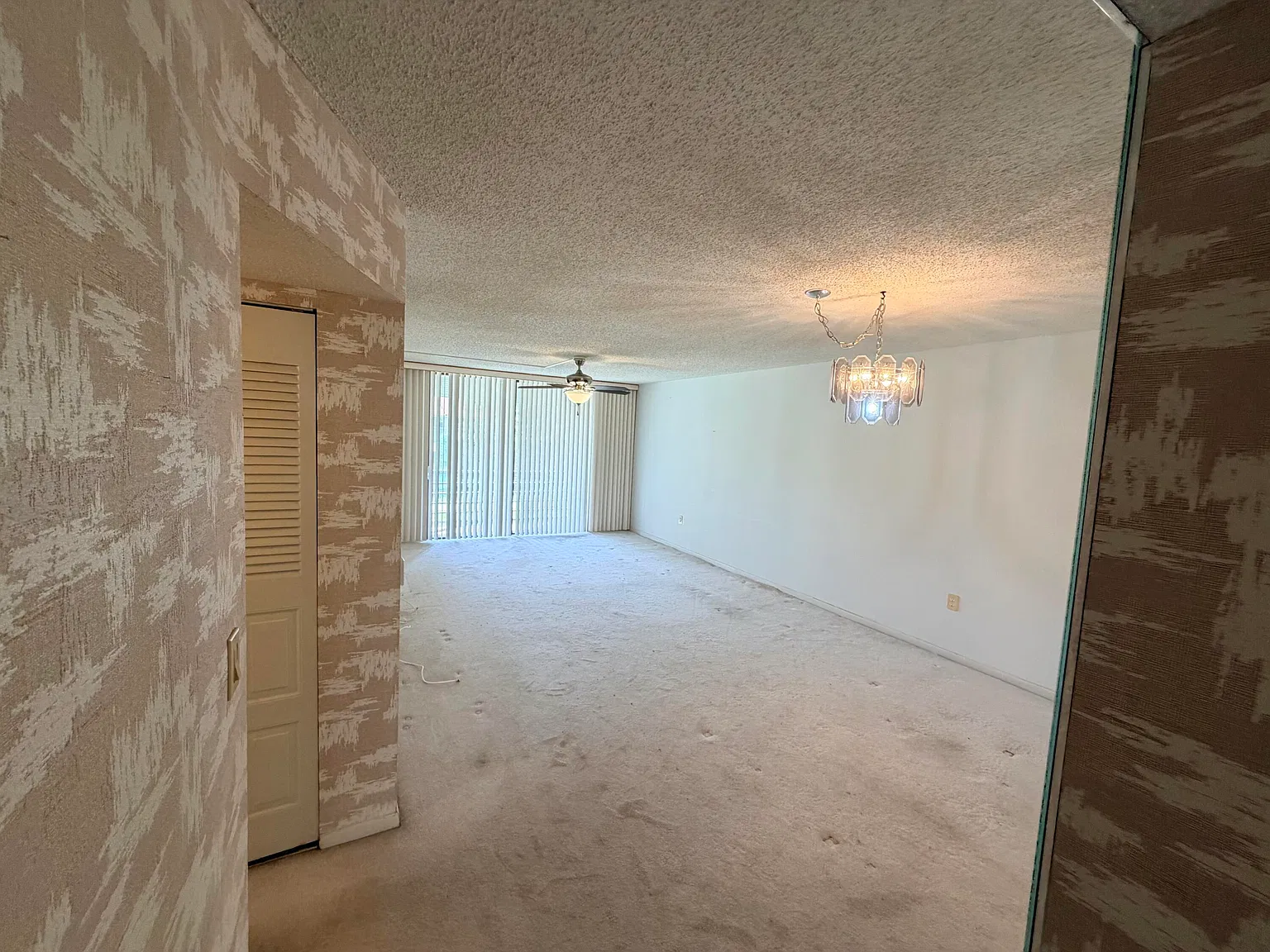1800 SW 81st Ave — Photo 2