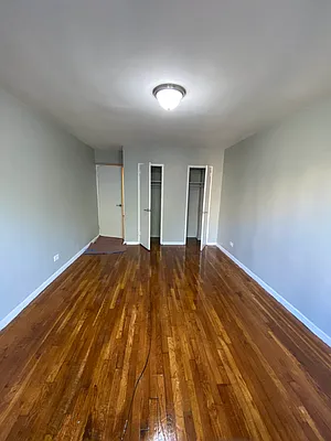 Rented by City Prime Commercial Realty  | media 11