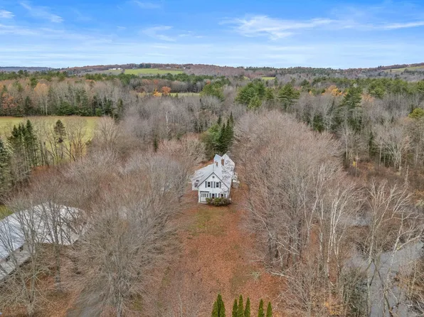 7 Bowzer Lane, Skowhegan, ME 04976