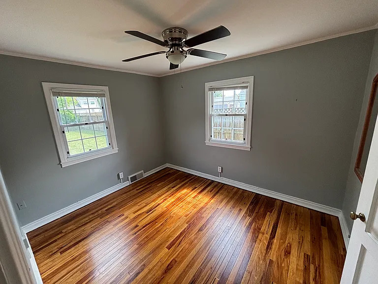 2507 Corby Blvd — Photo 8
