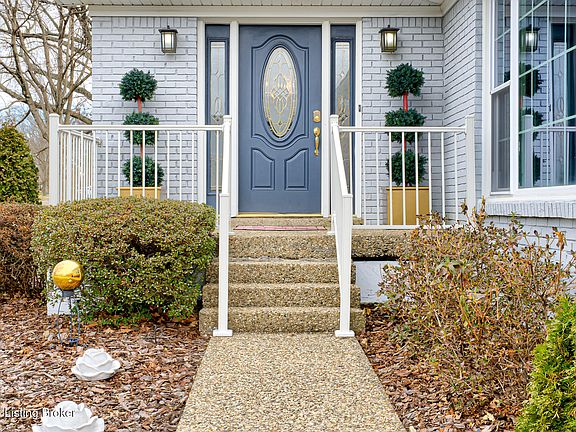 3rd image of 9300 Marse Henry Dr