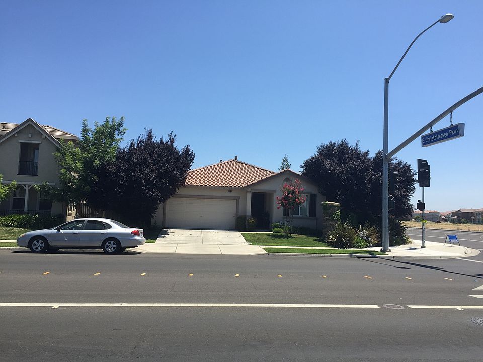 Front of the house July 2015