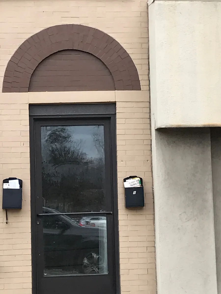 entrance - 604 Washington Ave #1