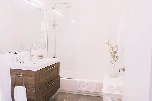 Rented by WAPT, LLC | media 9