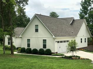 3732 Fox Creek Rd, Louisville, TN 37777