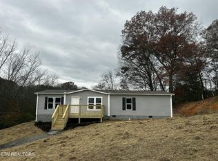 492 Foster Rd, Lenoir City, TN 37771