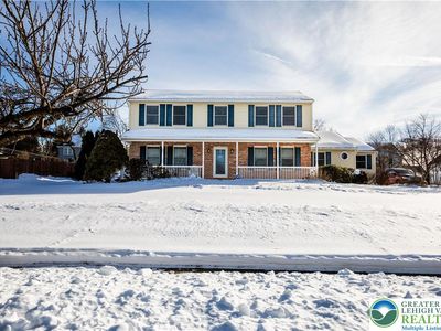 4386 Hilltop Cir, Bethlehem, PA, 18020