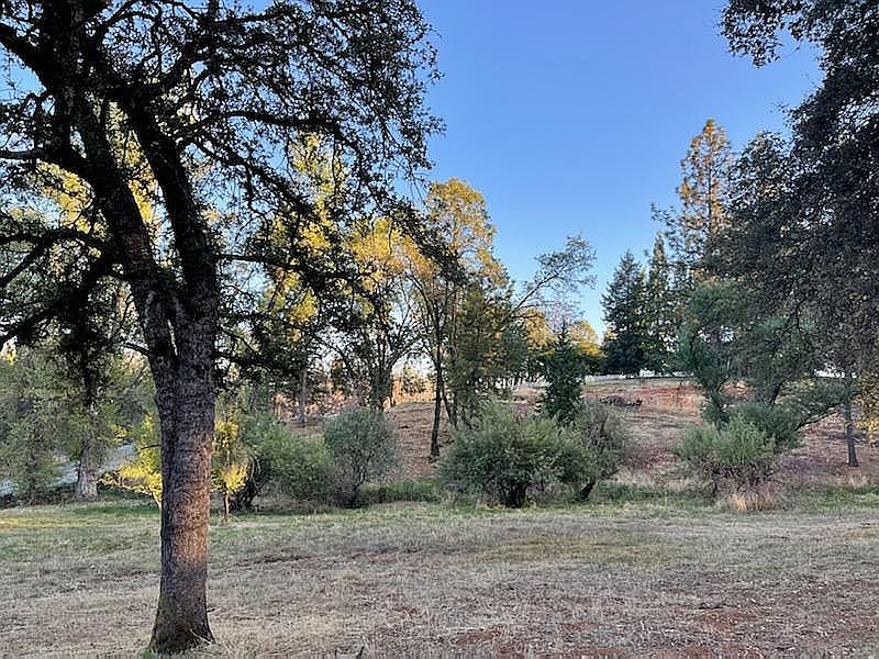 1st image of 19090 Deer Hollow Way