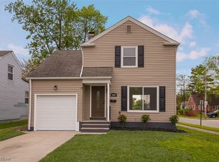 3896 Strandhill Rd, Cleveland, OH 44128