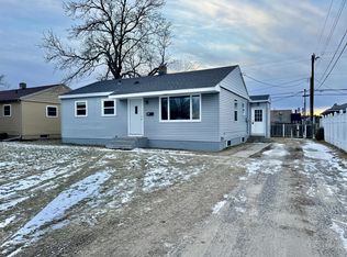 903 Clover Ln, Grand Rapids, MN 55744