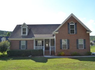 12203 Tobacco Rd, Soddy Daisy, TN 37379