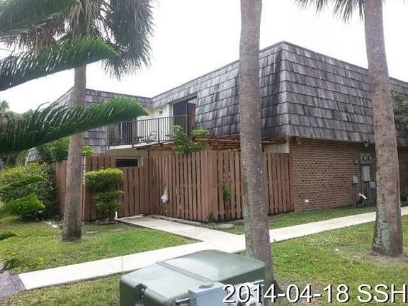 3rd image of 8216 S Coral Cir