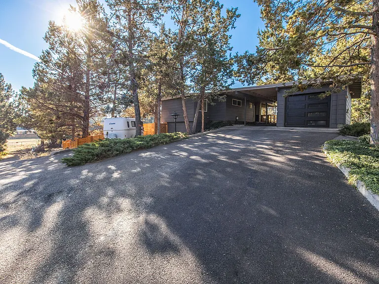 1961 SE Waco Dr — Photo 36