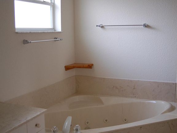 3rd image of 1305 Gem Cir #47