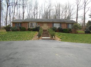 228 Fox Hill Rd, Rice, VA 23966