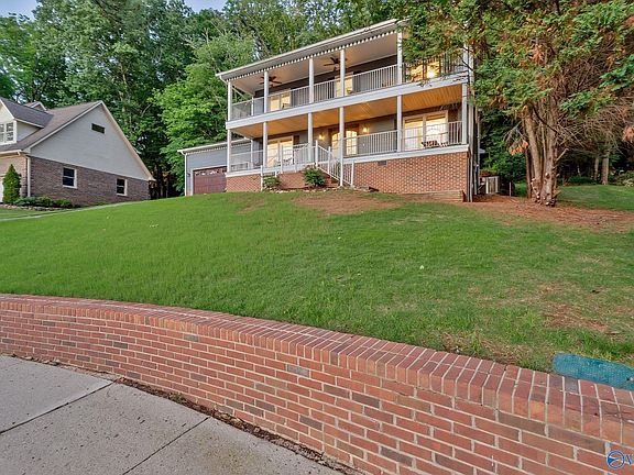 5th image of 16009 Michelle Dr SE
