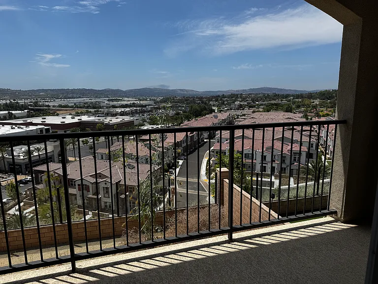 22052 Portofino Dr — Photo 11