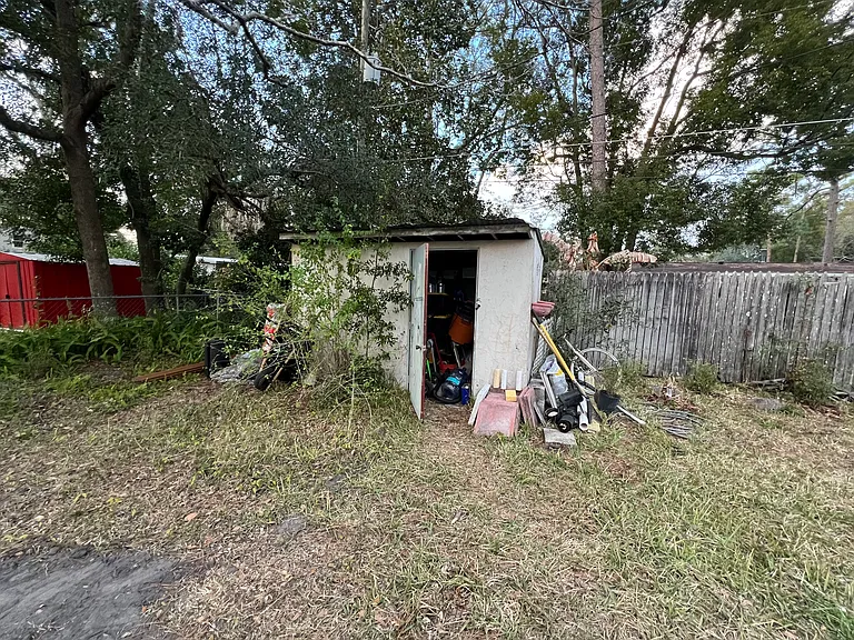 926 NE 20th Ave — Photo 23
