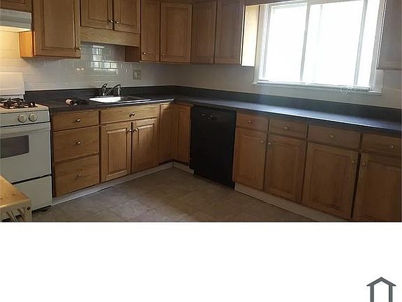 4th image of 12 Milton St #2
