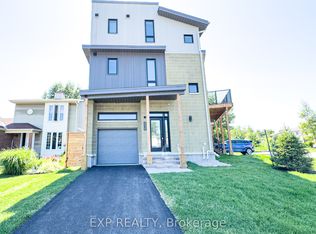 25 Fair Oaks Cres #E, Ottawa, ON K2G4W6