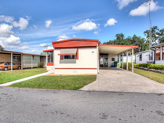 2nd image of 809 Water Oak St