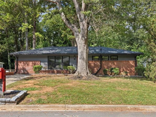 266 Simon Ter NW