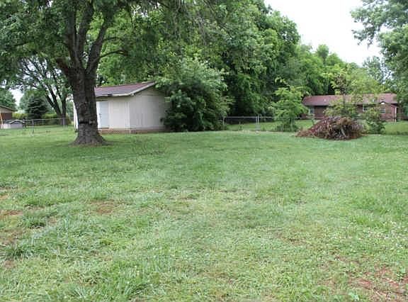 2nd image of 1518 Veterans Pkwy