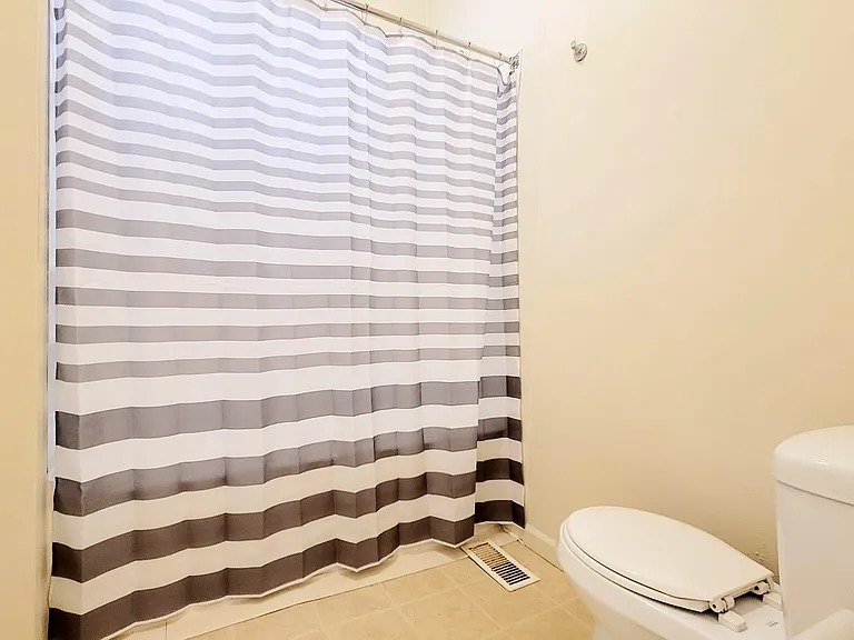 804 S 27th St #804 — Photo 10