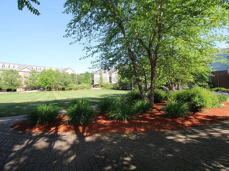 4 Powder Mill Sq #106D — Photo 28