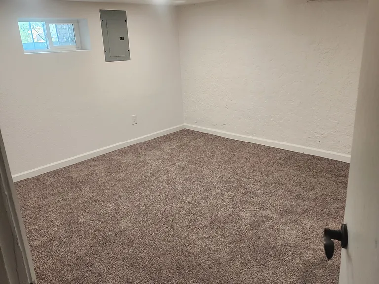 1402B Crestone Ave #B — Photo 6