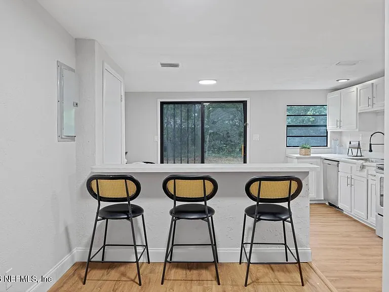 1012 Beckner Ave — Photo 14