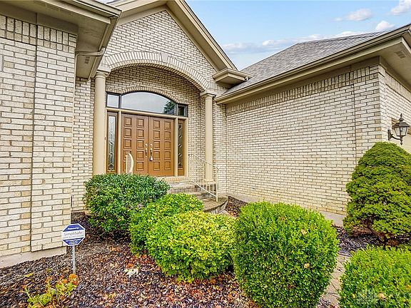 3rd image of 5657 Stone Lake Dr