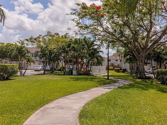 3rd image of 11356 NW 57th Ter #11356