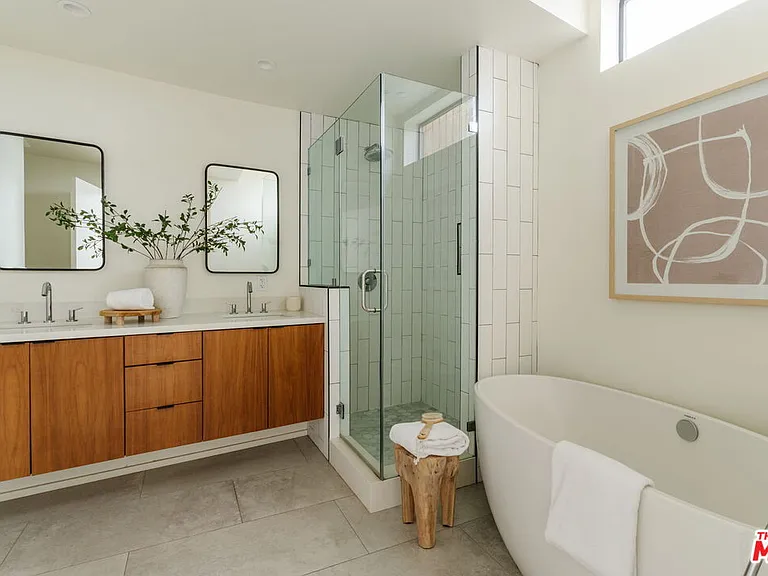 3214 Highland Ave #2 — Photo 15
