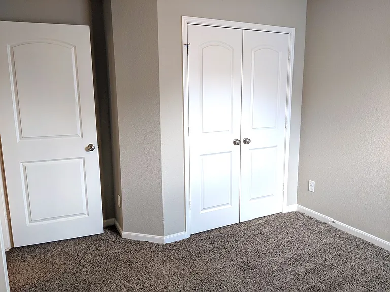2040 Sorrento Ct — Photo 8
