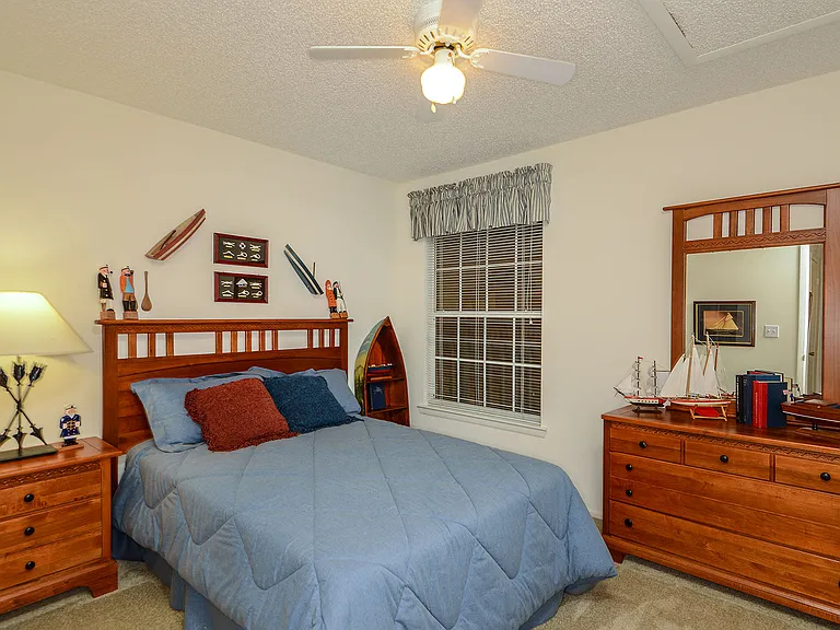 Hunters Glen Apartments — Photo 14