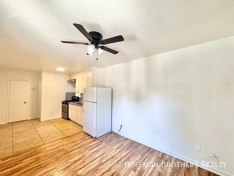 5419 Harold Way #9 — Photo 5