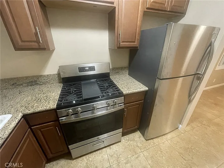 37 S Sierra Madre Blvd — Photo 5