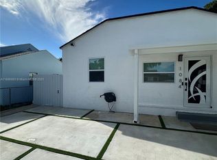 1084 NW 64th St, Miami, FL 33150