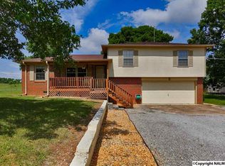 1334 Butter & Egg Rd, Hazel Green, AL 35750