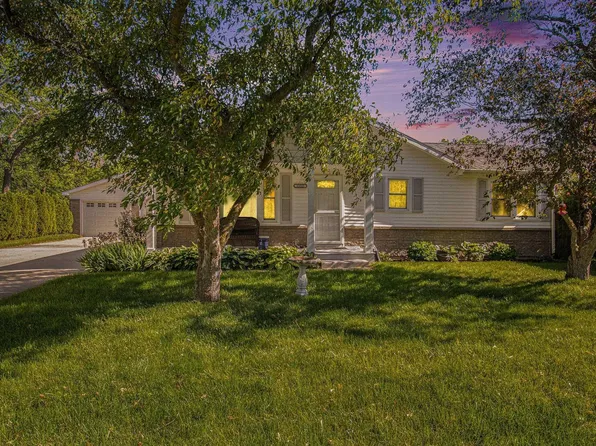 13325 Pokagon St, Mishawaka, IN 46545