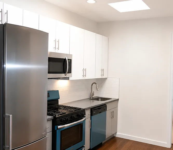 1108 Rogers Ave #2A — Photo 1