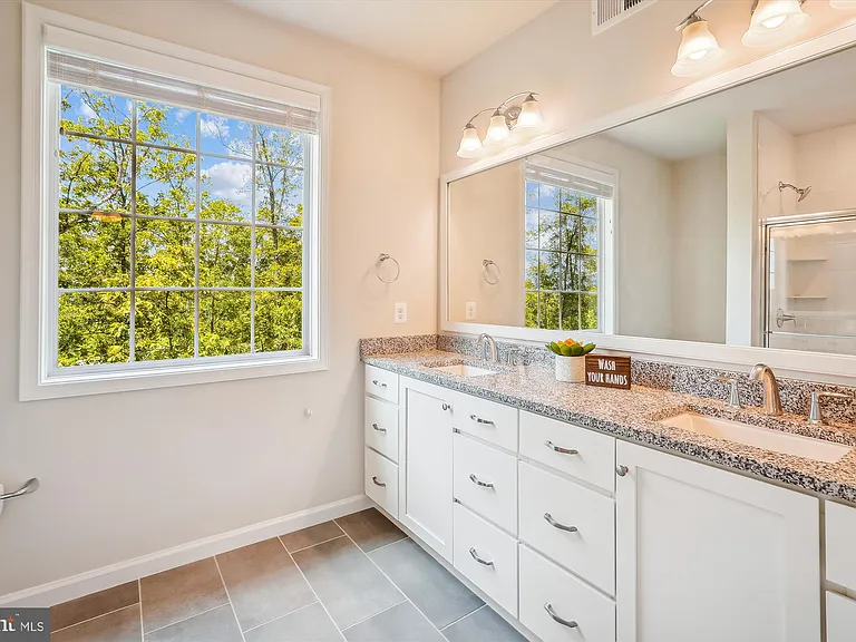 23265 Milltown Knoll Sq #101 — Photo 14