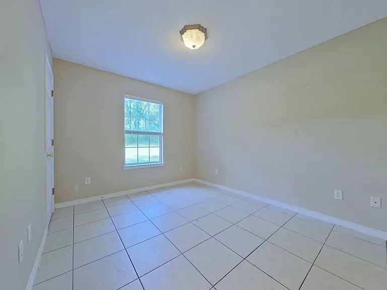 2560 Kingston Rd — Photo 12