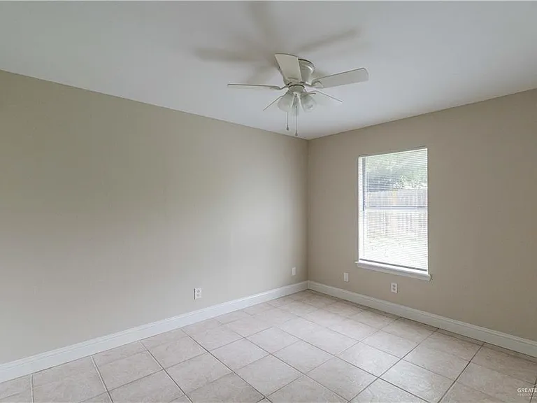 4009 Yucca Ave — Photo 9